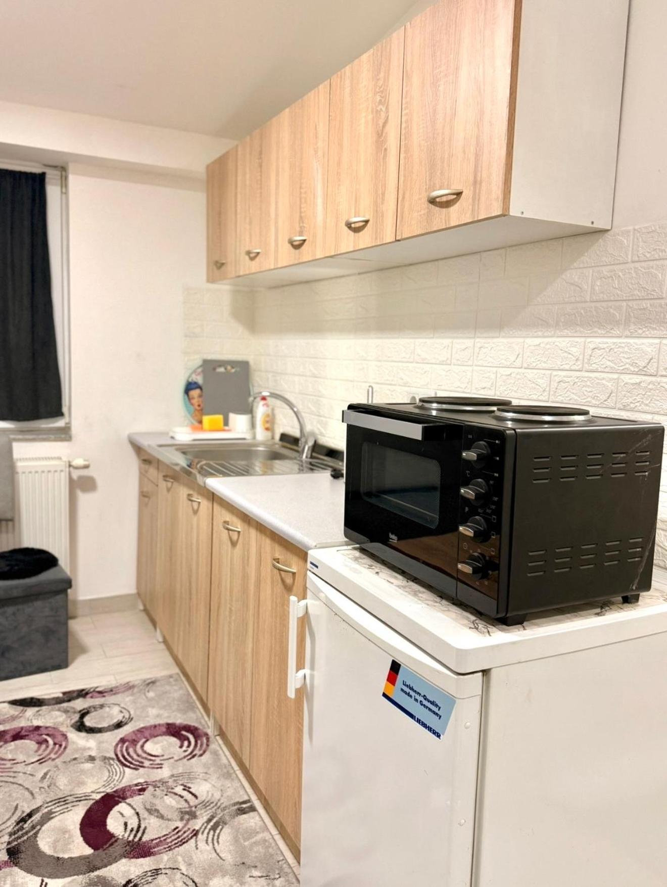 Azra Apartment *
